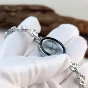 Jam Tangan Wanita Dewasa 2025 Rantai Serut Gelang Mewah