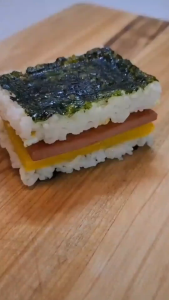 NAMKWANG Traditional Seasoned Seaweed Snack - 8 Sheets Per Pack - Rich in Nutrients & B Vitamins - Healthy Snack Option