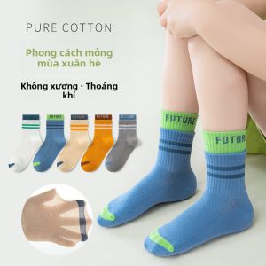 Tất thể thao MiiOW cho trẻ em làm  vải cotton mỏng lưới đến giữa bắp chân thoáng khí