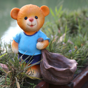 Resin Cartoon Bear Plant Pot Outdoor Garden Decorative Ornaments Creative Animal Flower Pots Home Decorations Standing Sculptures