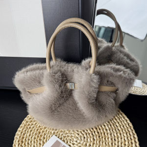 กระเป๋าถือทรงถังขนนุ่มสไตล์เกาหลีหรูหรา กระเป๋าสะพายข้างขนนุ่มสำหรับฤดูใบไม้ร่วงและฤดูหนาว กระเป๋าถือแบบอเนกประสงค์สำหรับผู้หญิง