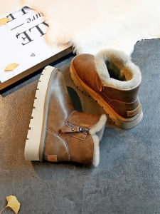 Morata Northeast Waterproof Thick Bottom Snow Boots Womens Sheepskin Fur Integrated Short Tube Winter New Fashion Cotton Shoes