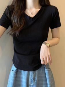 เสื้อยืดคอกลมแขนสั้นผู้หญิงฤดูร้อน ทรงหลวม ระบายอากาศได้ดี เสื้อเชิ้ตคอวีแขนสั้นสำหรับใส่ลำลองในช่วงฤดูร้อน