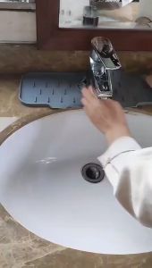 Alas Pelindung Keran Wastafel Kamar Mandi Cepat Kering Anti Jamur Dapur Alas Pelindung Keran Cepat Kering