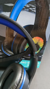 HGM-011 Headset Smartphone & Free Splitter Aux / earphone Stereo Suara Jernih & Bass Bando Gaming