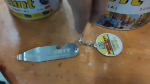 STAINLESS STEEL ( OPEN CAN PAINT WITH KEYCHAIN ) TOOLS FOR PAINTING EXPERT