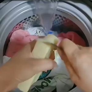 สบู่ซักผ้าขาวน้ำมันมะพร้าวของแท้ ผลิตภัณฑ์จากธรรมชาติ ไม่มีสารเร่งฟองไม่กัดผิว 200กรัม