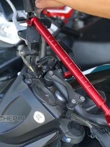 บาร์มอเตอร์ไซค์บาร์เสริม บาร์ยึดหูกระจก และ บาร์เสริมมอเตอร์ไซค์ สำหรับการติดก้านกระจก และ ติดบาร์ สำหรับผู้หญิงให้บาง