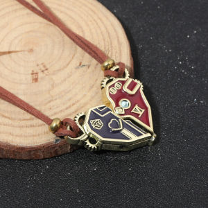 Game Arcane Caitlyn Vi Necklace Pendant for Men Women Disguise Magnet Lovers Chain Fantasy Backpack LoL Cosplay Prop Accessories