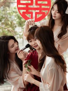 Red Bathrobe Womens Long Summer Thin Wedding Morning Gowns Womens Bride and Bridesmaid Ice Silk Wedding Pajamas Nightgown