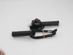 A Pair of Mororcycle Quick Throttle Grips with Cable Off-run-off Engine Control Switch Handle Grip and Play