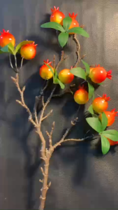 100k - 3 cành lựu chùm dáng đỗ mỗi cành 12 quả cao 50cm trang trí đa dạng phong cách