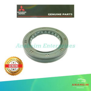Mitsubishi Montero 2005 - 2015 L200 Triton Strada 2005 - 2015 4x2 Manual Transmission Case Oil Seal