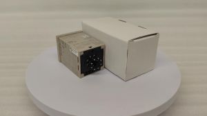 New and Original H3CR-H8L OMRON TIME RELAY POWER OFF DELAY TIMER S or M 240VAC 24VDC 110VAC Timer switch time relay