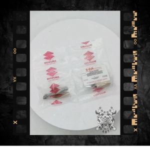 PELATUK KLEP PLUS BAUT SUZUKI UNTUK MOTOR SMASH SHOGUN 125 OLD KUALITAS ASLI ORIGINL SUZUKI SGP