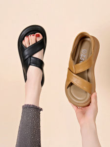 รองเท้าแตะส้นเตี้ยแบบสวมสำหรับผู้หญิง ทรงหัวมน ด้านบนทำจากหนังวัวสองชั้น พื้นรองเท้ายาง ส้นสูงปานกลาง รองเท้าแตะแบบสวมสบาย