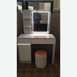 (Free Installation)Wfurniture Minimalist Makeup Table Meja Solek Dressing Table Led Mirror 梳妆台