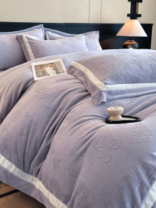 Winter Luxe Embroidery 4-Piece Bedding Set Milk Velvet Coral Fleece 2m