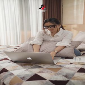 Bedcover Set Sprei Flat Lady Rose No.1 Uk 180x200 - Tinggi 30cm King Size