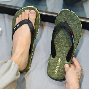 Mens Summer Outdoor Sandals Trendy Personalized Anti-Slip Beach Thong Slippers Breathable Flat Heel Rubber Sole PVC Upper