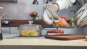 จานหม้อตุ๋นแก้ว มชามแกไมโครเวฟ กลมและสี่เหลี่ยม ขนาด 0.8L / 1.2L / 1.5L / 1.7L พร้อมฝา ไม่ดูดกลิ่นอาหาร