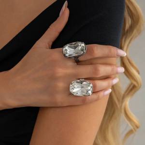 Ingemark Luxury Shiny Acrylic Rhinestone Opening Ring for Women 2026 New Vintage Wedding Banquet Couple Jewelry Accessories Gift
