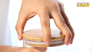 Glass Storage Container Airtight Jar with Wooden Lid Transparent Kitchen Food Organizer