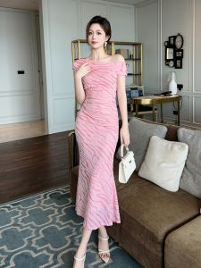 Unique Beautiful Light Maturity Style Shoulder Bared Stripe Dress Slimming Fish Tail Long Dress Women Designer Edition H Version