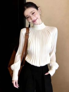 QFN | Slimming High-end White Turtle Neck Blouse