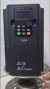 Biến tần bơm 3 pha năng lượng mặt trời 55kw 75kw 11kw Dùng Điện Trực Tiếp Không Cần Bình Trữ Điện
