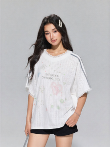 A chock | Vintage Lace Trim Textured Breathable Womens T-Shirt