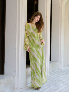 Resort Style Arc-shaped High-waist Lantern Sleeve Dress with French Ombre Print
