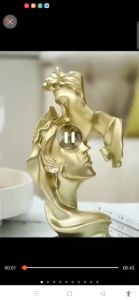Resin Mini Love Kiss Statue Creative Couple Sculpture Wedding Anniversary Gift Home Small Ornaments