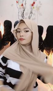 Pashmina Instan terbaru jilbab nutup leher
