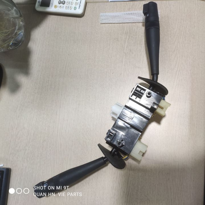 Công tắc tổng hợp Shacman M3000, công tắc pha cos M3000, cụm công tắc ...