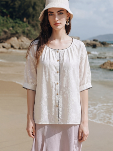 Basic House | French Embroidered Round Neck Laced Loose Short Sleeve Shirt