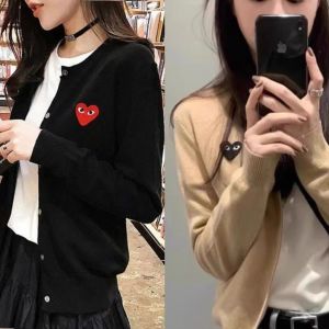 เสื้อคาร์ดิแกนถักคอตั้งแขนยาวทรงเข้ารูปสีเทาสำหรับผู้หญิง ฤดูใบไม้ร่วง 2025 เสื้อสเวตเตอร์คอตั้งทรงเข้ารูปแขนยาวสั้น