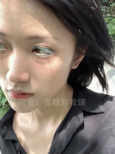 Waterproof Long-Lasting Cosplay Makeup Colorful Mascara Ultra-Fine Brush for Extended Length And Thickened Eyelashes