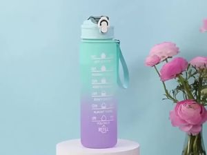 WRELS | Cốc Nước Màu Gradient Cầu Vồng Bình Thể Thao 601ml-700ml Chống Rò Rỉ Chịu Nhiệt Cốc Nhựa Có Ống Hút Di Động Dùng Cho Ngoài Trời
