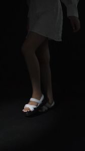 Ayomichan AYM02: Sandal Tali Nyaman & Desain Modern