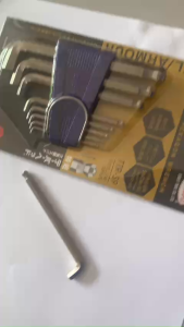 Chìa vặn Lục giác chữ L 5 mm đầu bi siêu ngắn TTR-5 Eight Nhật tại Máy NTT tháo lắp ốc chìm phạm vi hẹp dễ dàng