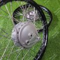 Bánh căm dành cho Sirius 50cc má đùm sau nhỏ niềng nhôm thái lắp như zin không cần chế HTH68 msp *2236. 