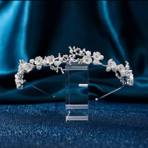 Bridal crown wedding dress headpiece birthday rhinestone headband (Ready stock)