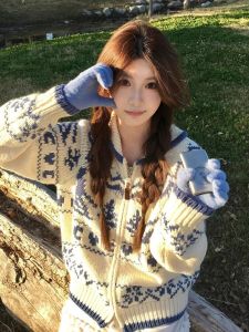 ผู้หญิง เสื้อสเวตเตอร์ถัก ต้นคริสต์มาส งานปัก ซิป คาร์ดิเกน ปกตั้ง แขนยาวพอดีปกติใส่สบาย ฤดูใบไม้ผลิ แจ๊กเก็ต