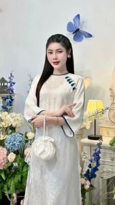 Áo dài cách tân dáng suông gấm tơ Thanh Mai cổ tròn thêu nơ tay lỡ trẻ trung sang trọng-Áo Dài Nàng Mây