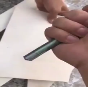 Bút máy Titanium không gắn đầu phá kính