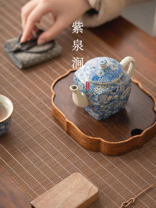 Chinese Style Blue And White Porcelain Tea Pot Ceramic Ceramics Cracked Surface Design Home Use Tea Set from Zhiquanjian Brand