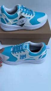 sepatu sneakers wanita model running sepatu sneakers pria kasual tinngi sepatu style korean