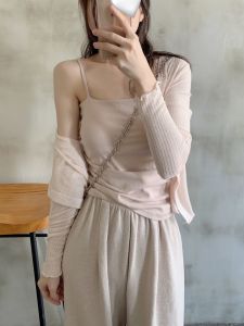 Pure Desire Creamy Vest Top Womens Summer Inner Wear with Built-in Bra Show Chest Strap Vest Easy to Wear Commute Style