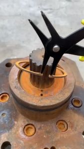 2 IN 1 Tang Snap Ring Circlip Lurus Buka Tutup 10 - 40 mm 2 Fungsi YUKIDO